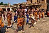 The great Chola temples of Tamil Nadu - The Brihadishwara Temple of Thanjavur. Pilgrims visiting the temple.